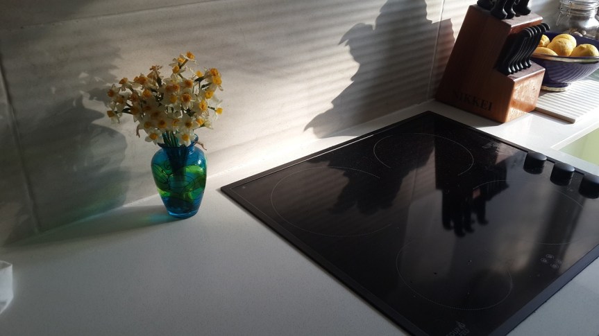 Comment poser une plaque de cuisson sur un meuble&nbsp;?