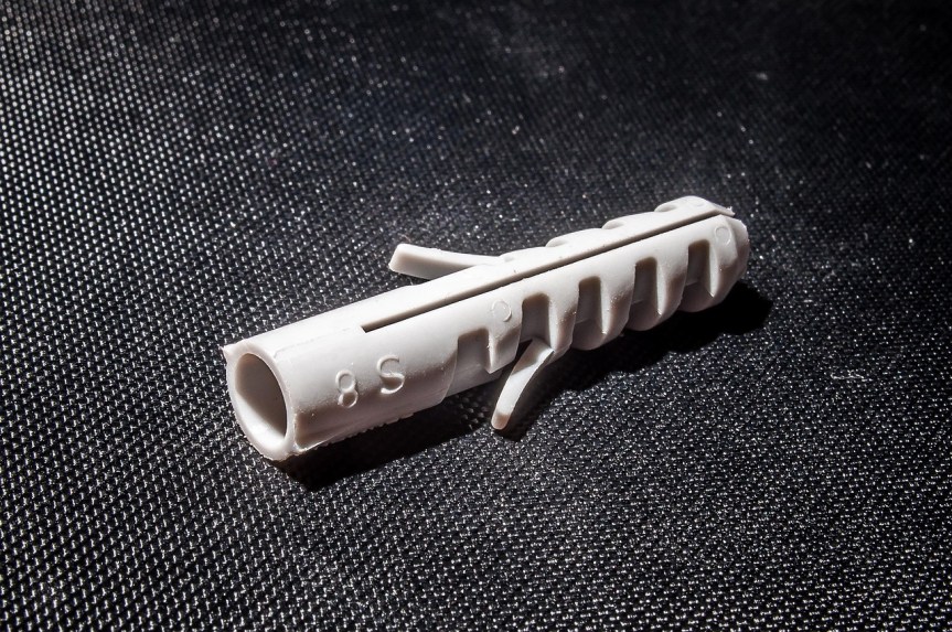 Peut-on mettre une cheville dans de l&rsquo;enduit&nbsp;?