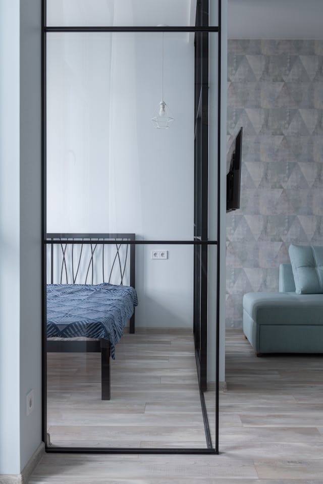 Cloison sur un plancher en bois : comment la choisir&nbsp;?